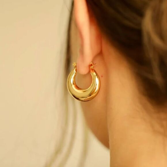 Chunky Gold Hoop Earrings Hypoallergenic Non Tarnish Lightweight 14k gold plated - Picture 1 of 3
